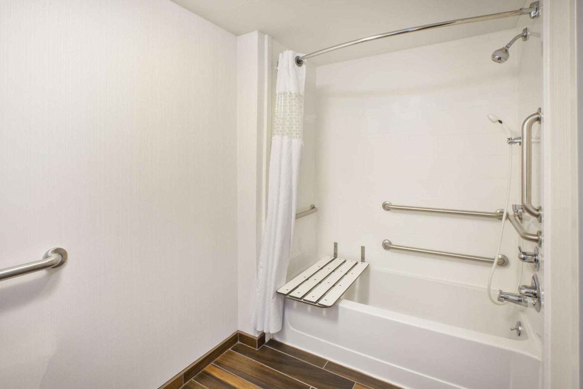 Hampton Inn גיילורד מראה חיצוני תמונה