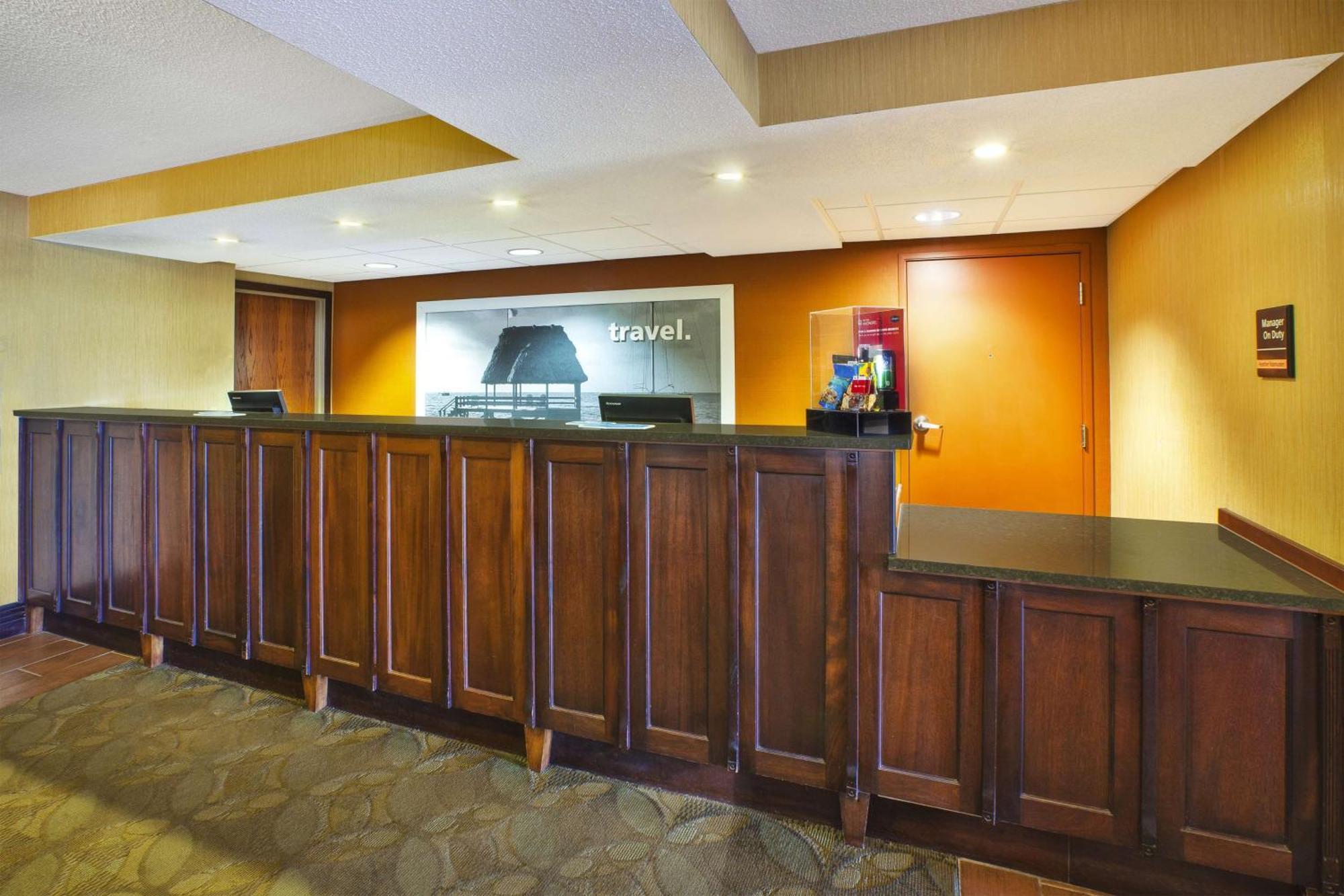Hampton Inn גיילורד מראה חיצוני תמונה