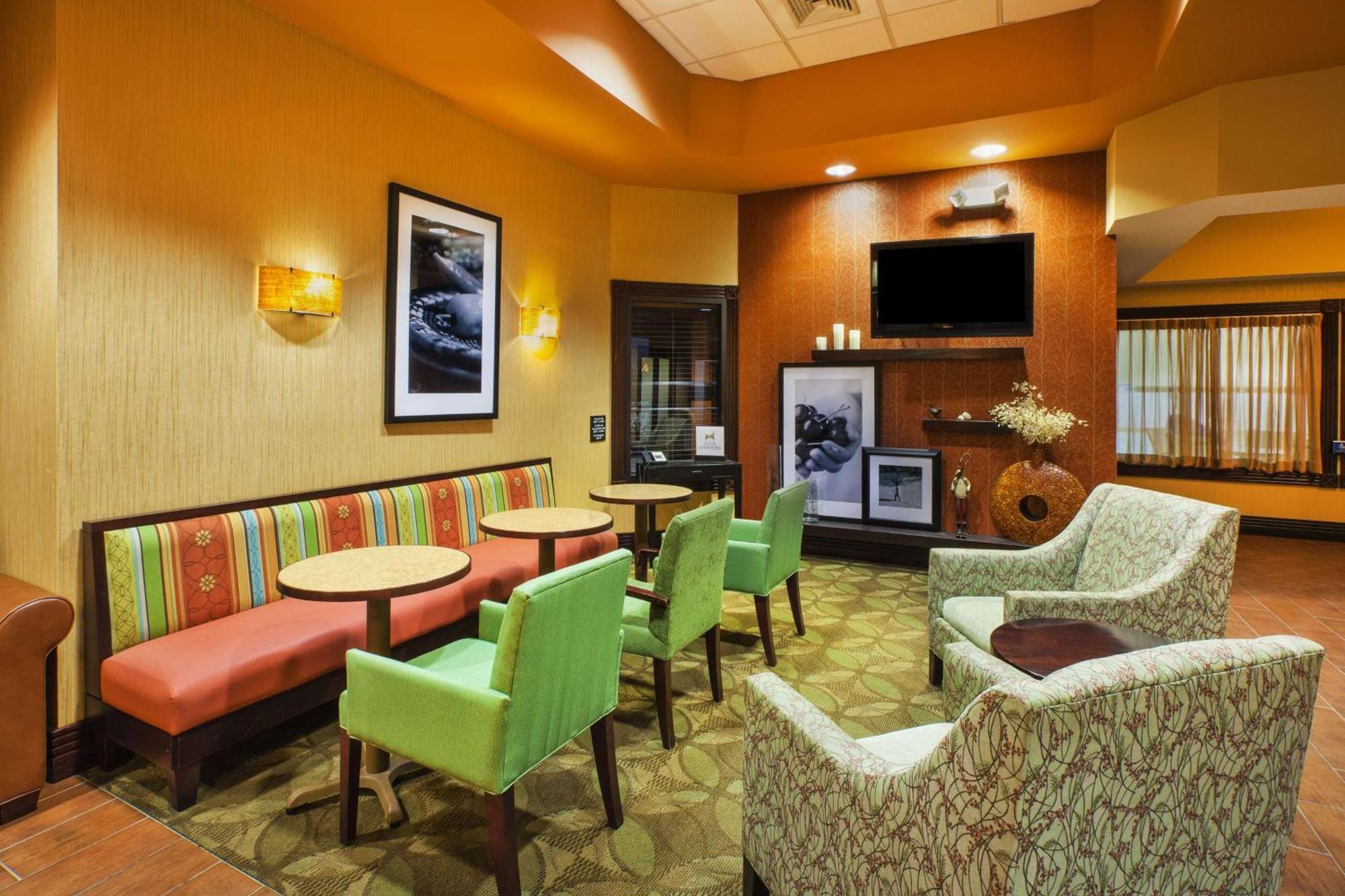 Hampton Inn גיילורד מראה חיצוני תמונה