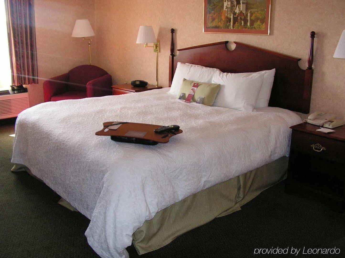 Hampton Inn גיילורד מראה חיצוני תמונה